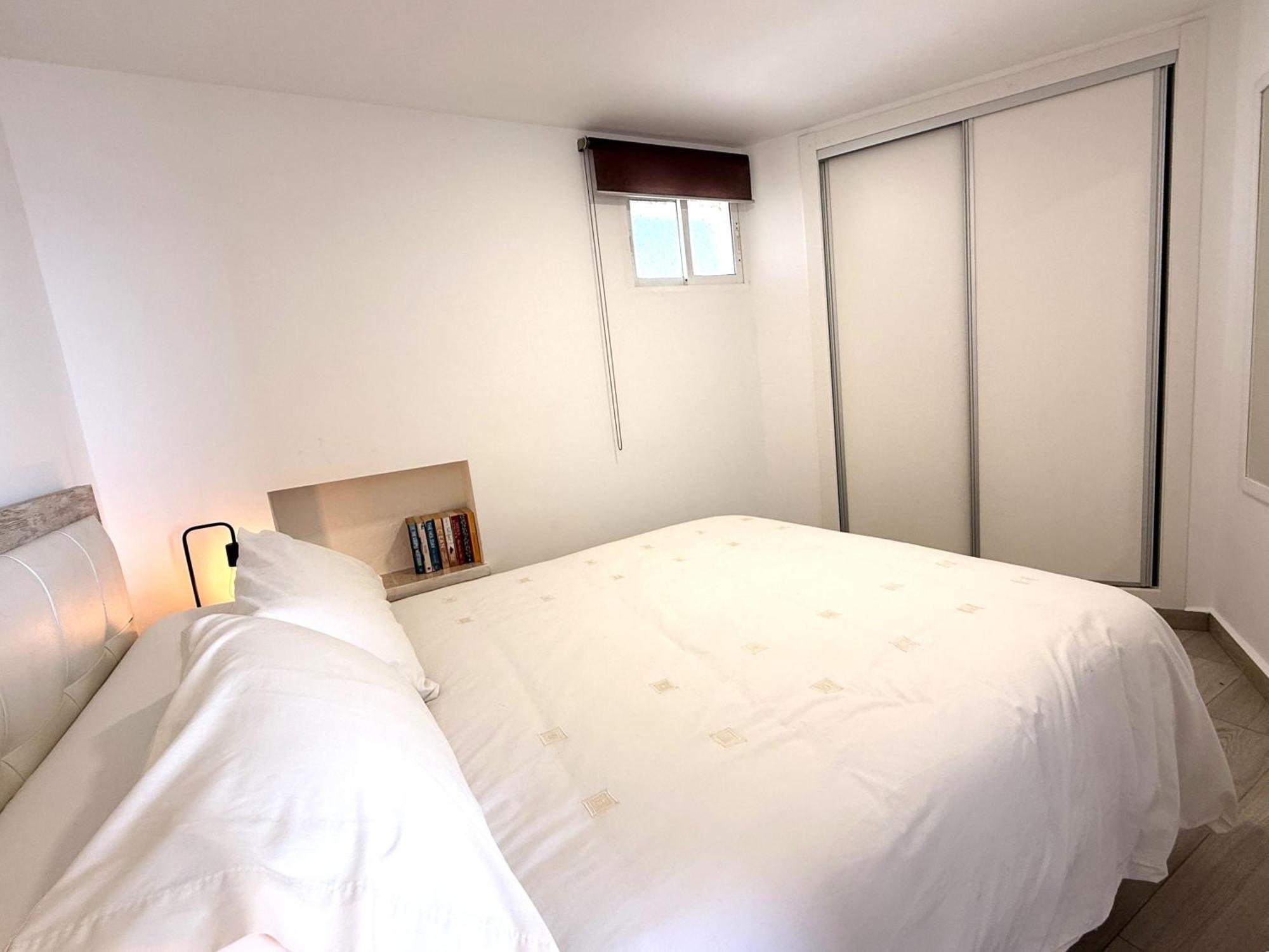 R39 Modern One Bedroom Alcantara Ла-Кала-де-Михас Экстерьер фото